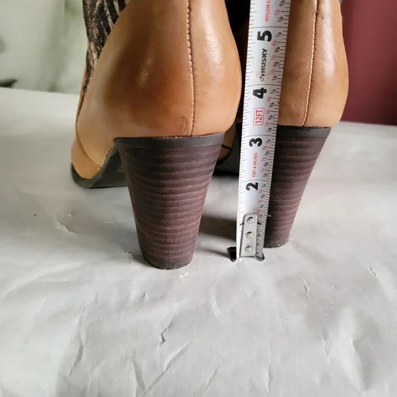 WOMANS ELITE BY CORKYS EMBROIDERED PEACOCK BOOTS SZ 9 - Picture 7 of 12